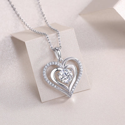 Heart-to-heart Connection - A Fashionable And Luxurious Diamond Jewelry Pendant Set With 1-carat Moissan Diamond S925 Sterling Silver And Platinum Plating