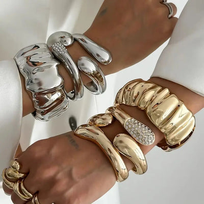 Ingemark Hip Hop Inlaid Rhinestones Water Drop Spring Bangle for Women