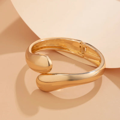 Ingemark Hip Hop Inlaid Rhinestones Water Drop Spring Bangle for Women