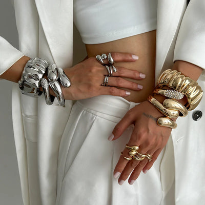 Ingemark Hip Hop Inlaid Rhinestones Water Drop Spring Bangle for Women