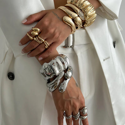 Ingemark Hip Hop Inlaid Rhinestones Water Drop Spring Bangle for Women